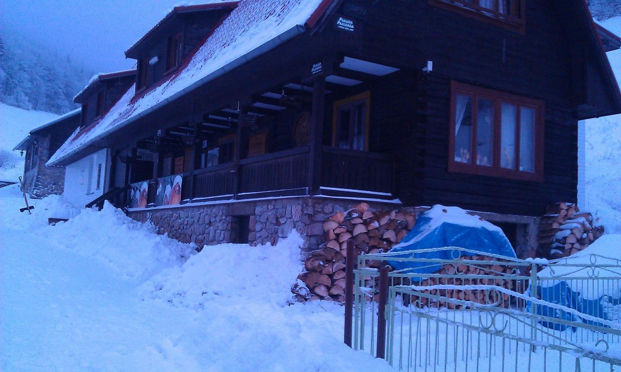 Penzion Pastierna Дединки Экстерьер фото